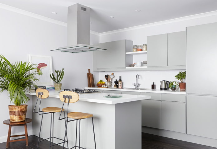 ceiling moldings in a modern style