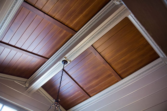 ceiling paneling in the form of squares