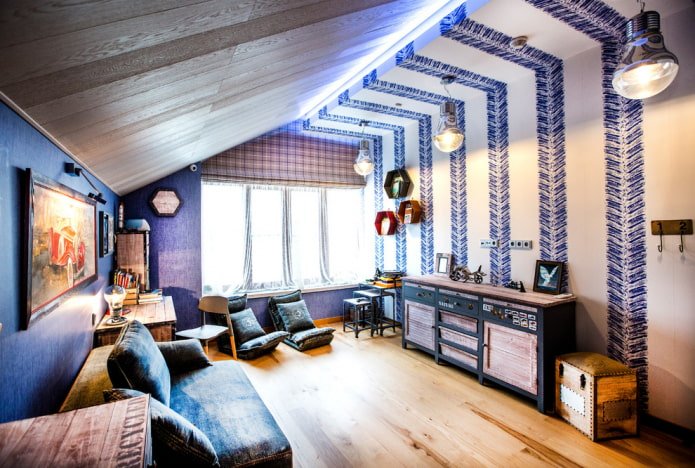 ceiling structure with backlighting in the attic room