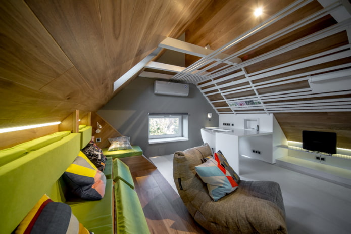 laminate on the ceiling