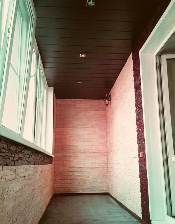 plastic ceiling panels on the loggia