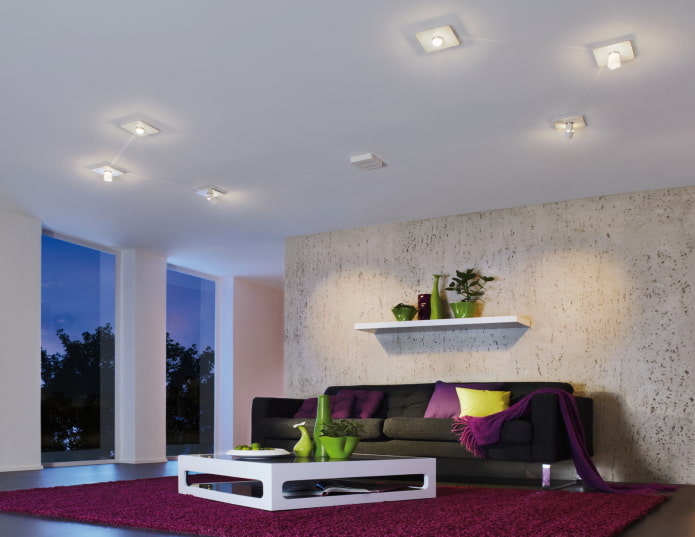 ceiling with light bulbs in the interior
