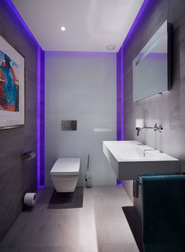 illuminated ceiling in the bathroom