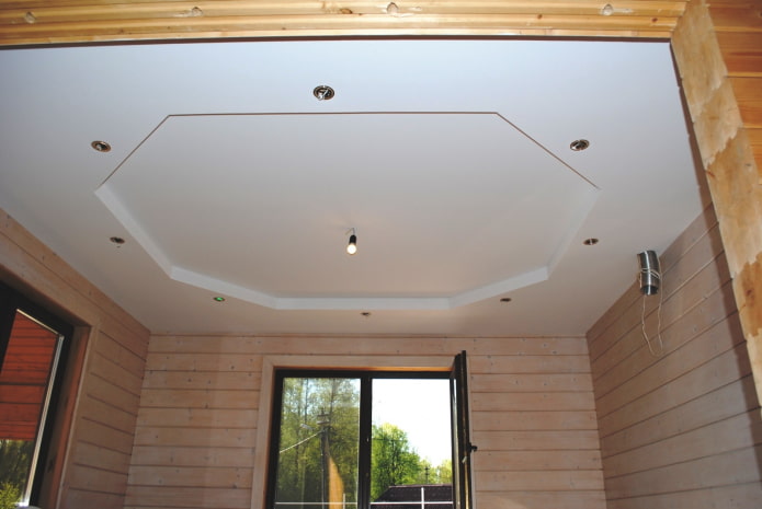 figured plasterboard ceiling with lighting