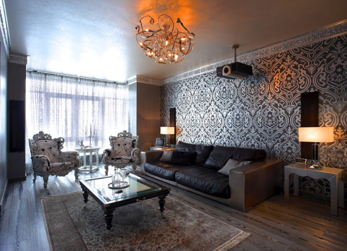 Venetian ceiling plaster in the living room