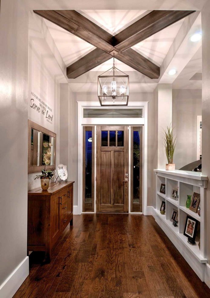 beams on the ceiling in the hallway interior