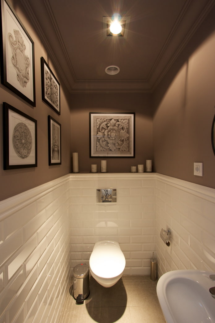 painted ceiling in the bathroom