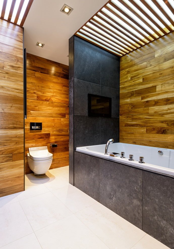design of the ceiling in the bathroom combined with the toilet