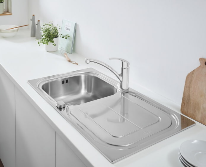 steel sink in the kitchen