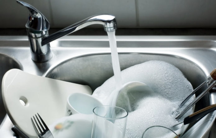 soaking dishes