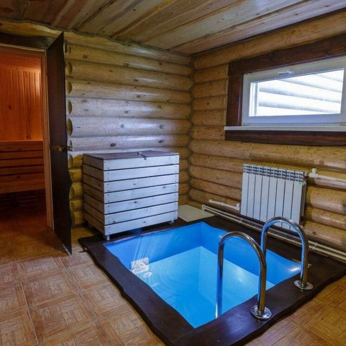 bath tub in the changing room