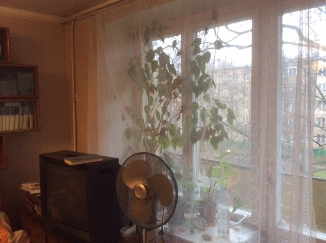 Room before renovation