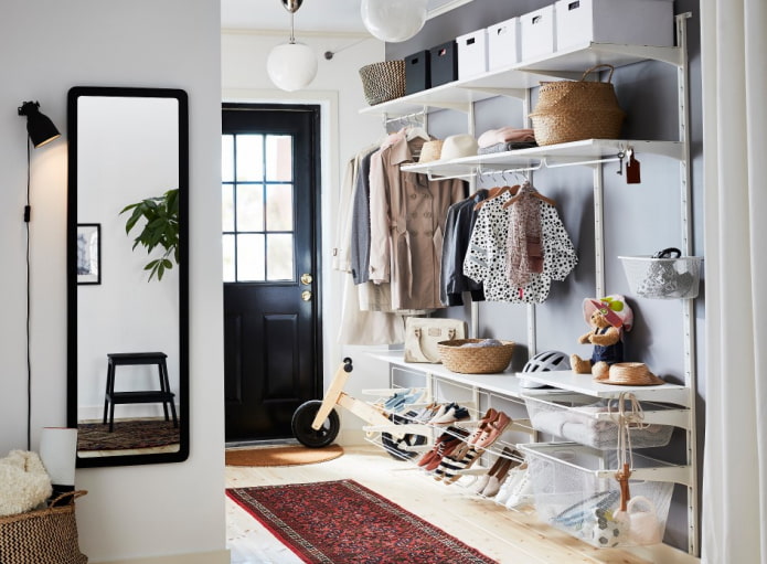 open storage system in the interior of a narrow corridor