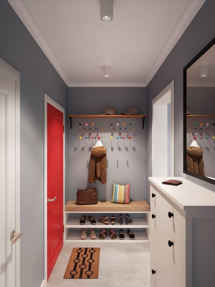 location of the hallway in the interior of a narrow corridor