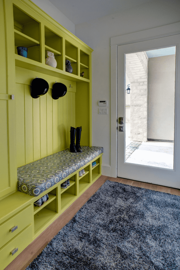 hallway color in a narrow corridor interior