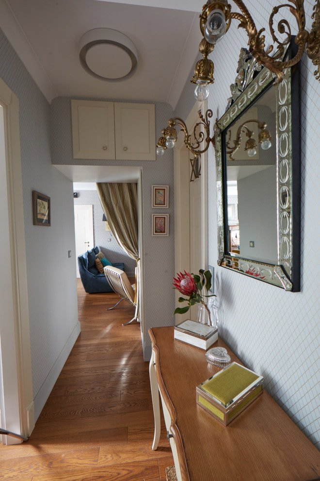mirror in the hallway