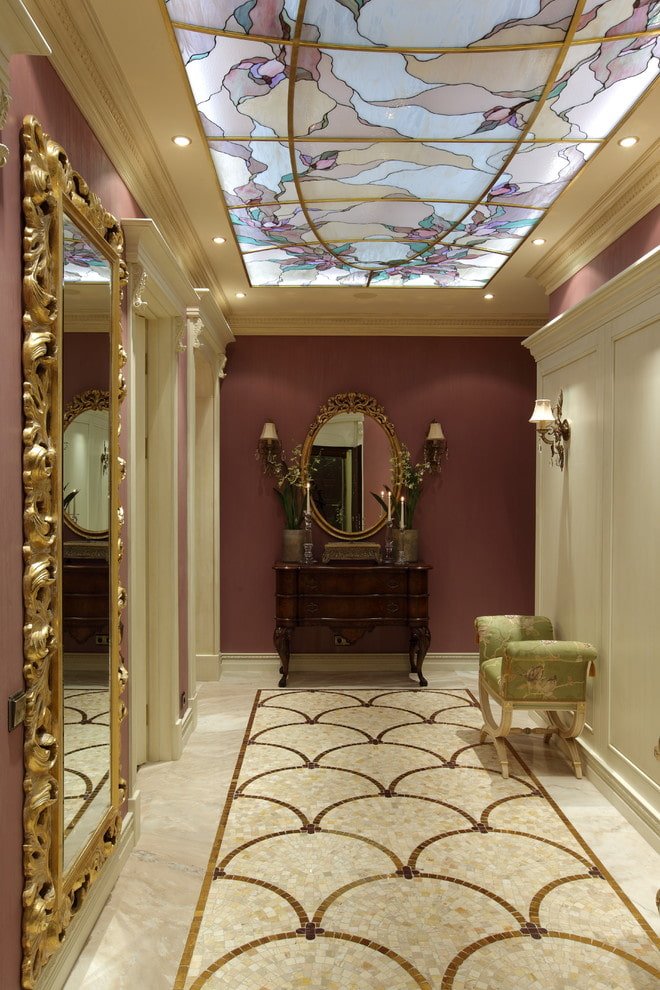 classic style hallway decoration