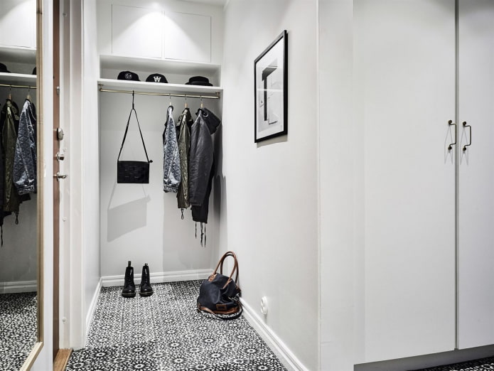 small scandinavian hallway design