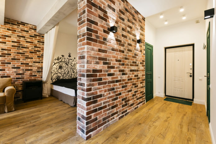lighting in the hallway in industrial style