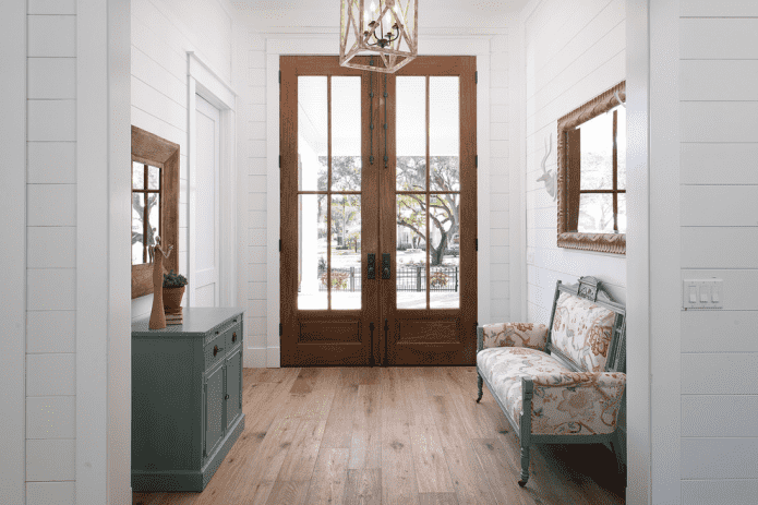 hallway interior design in Provence style