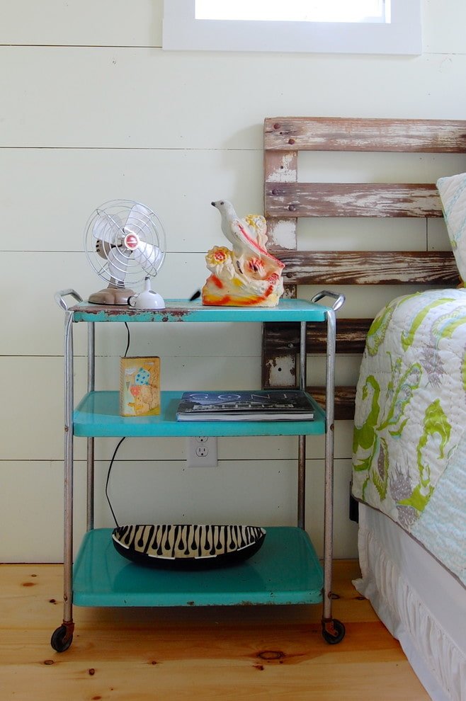 Mobile table
