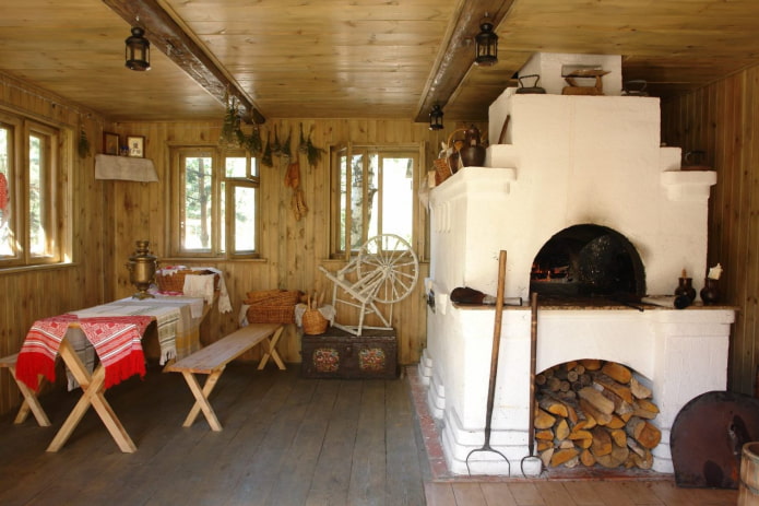 entryway with a stove in a Russian hut