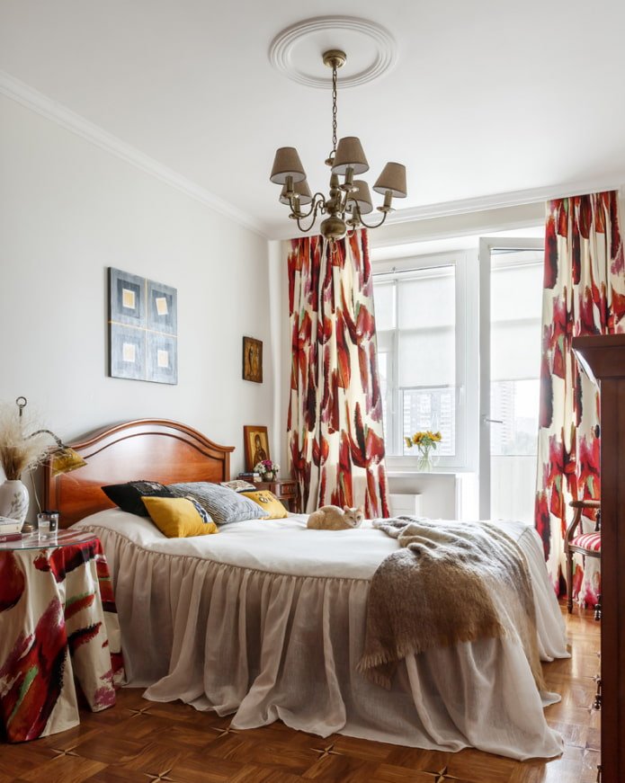 Bedroom with poppies
