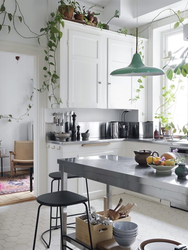 Flowers on the cabinet