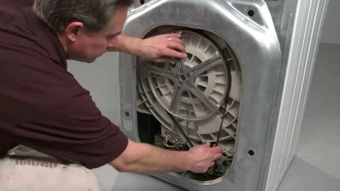 Belt drive in a washing machine