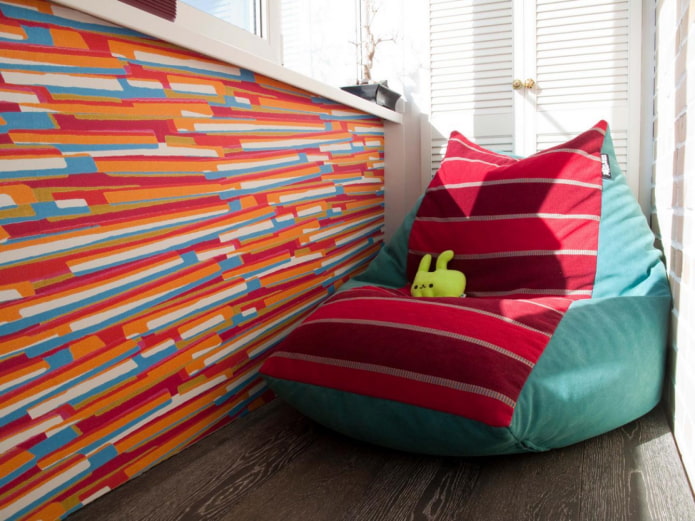 bean bag in the interior of the balcony