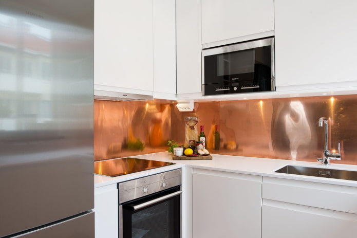 copper-look kitchen apron