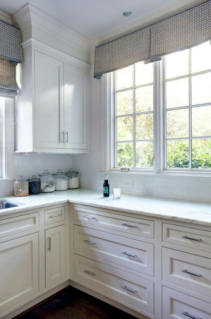 monochrome white kitchen