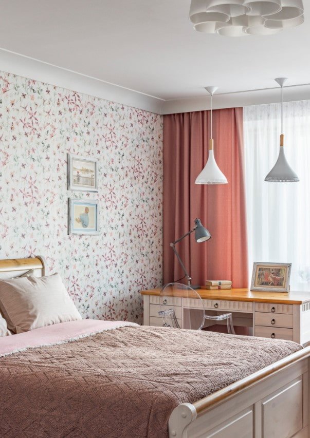 workplace in the nursery