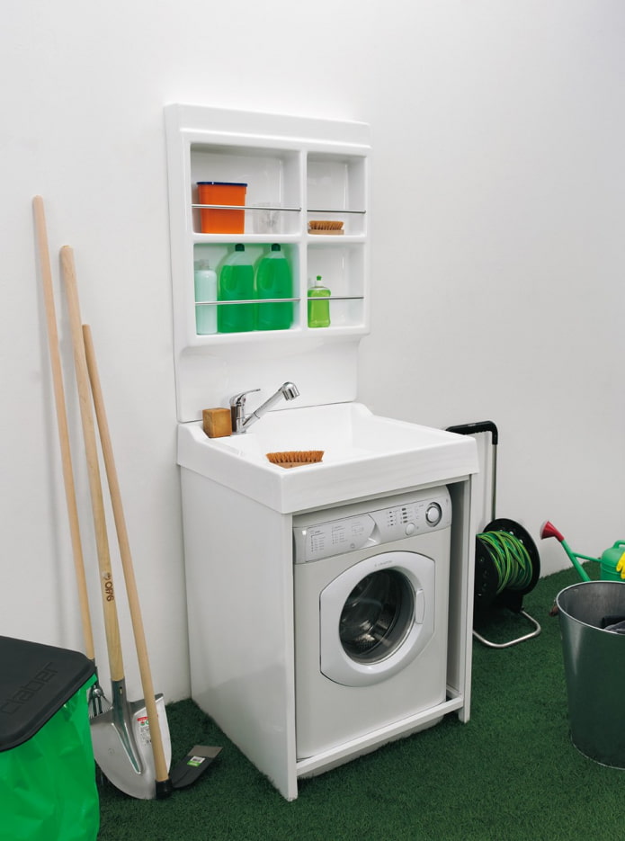 Washbasin over the washing machine
