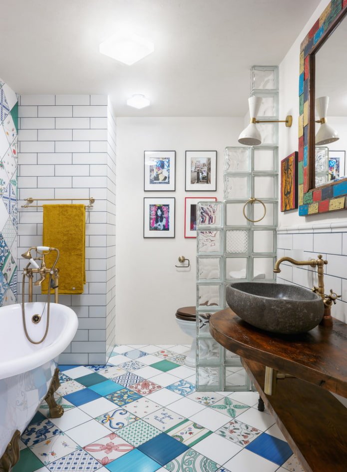 tile layout in the bathroom interior