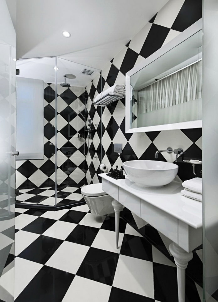 chess tile layout in the bathroom interior