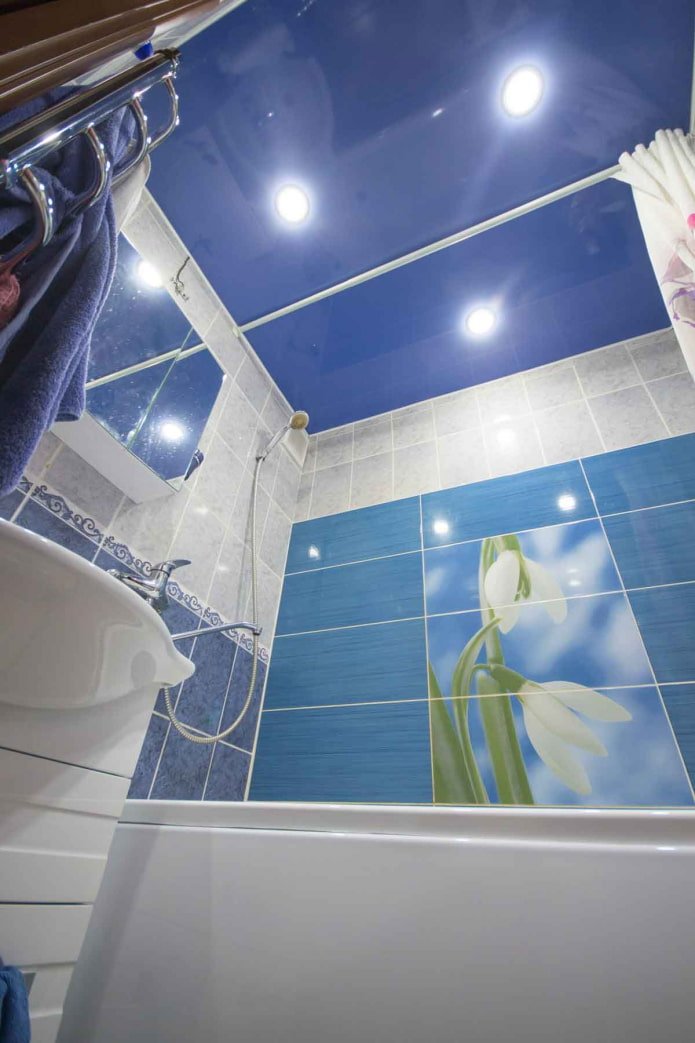 ceiling light in the bathroom