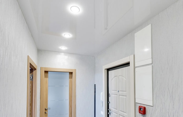 spotlights in a line in the hallway