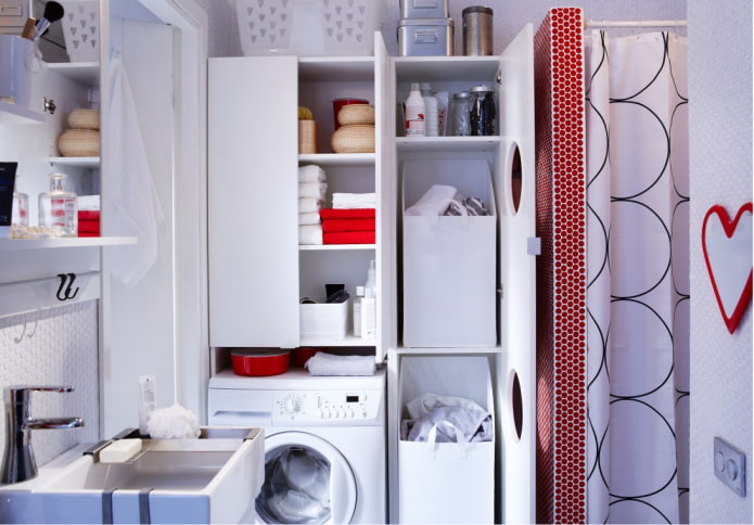 washing machine in the closet