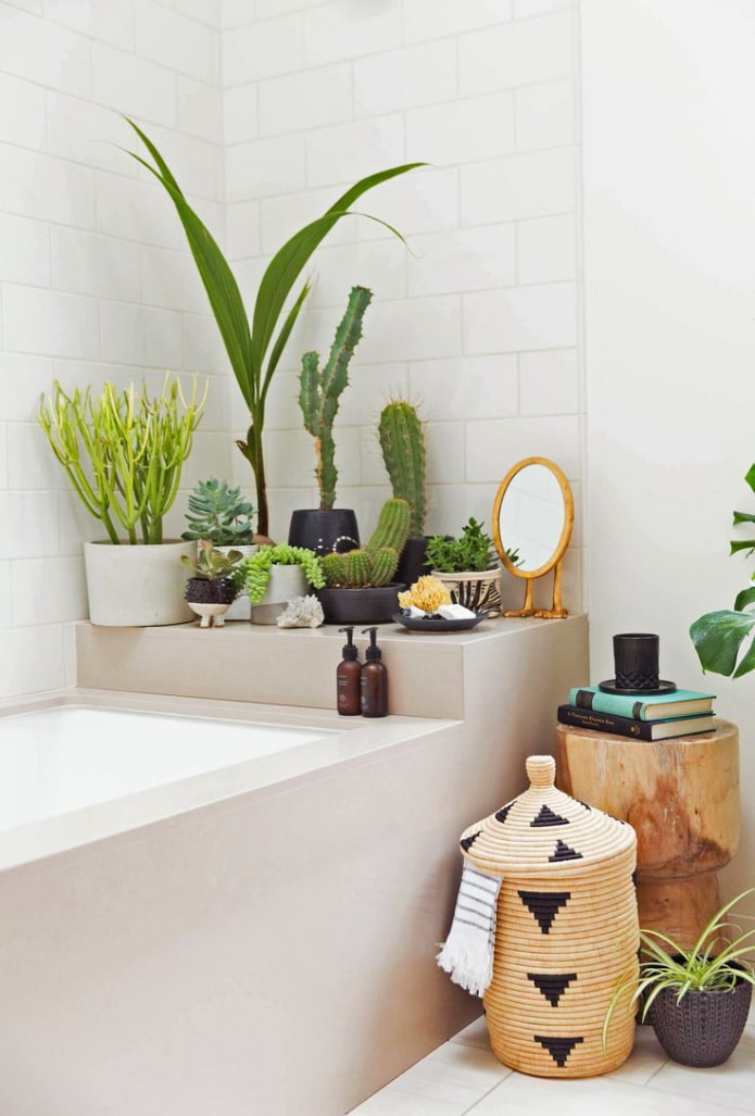 flowers on the edge of the bathtub