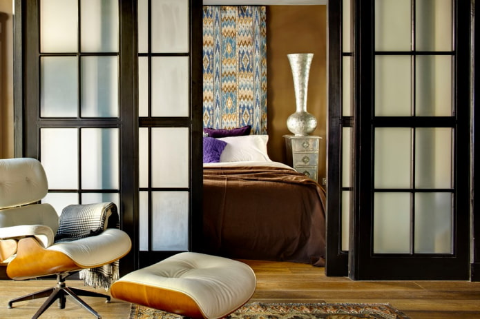 sliding panels of wenge color in the interior