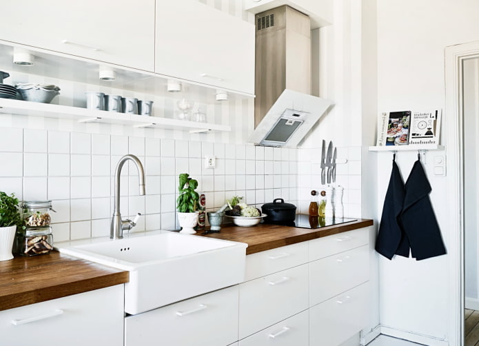 hood height above electric stove