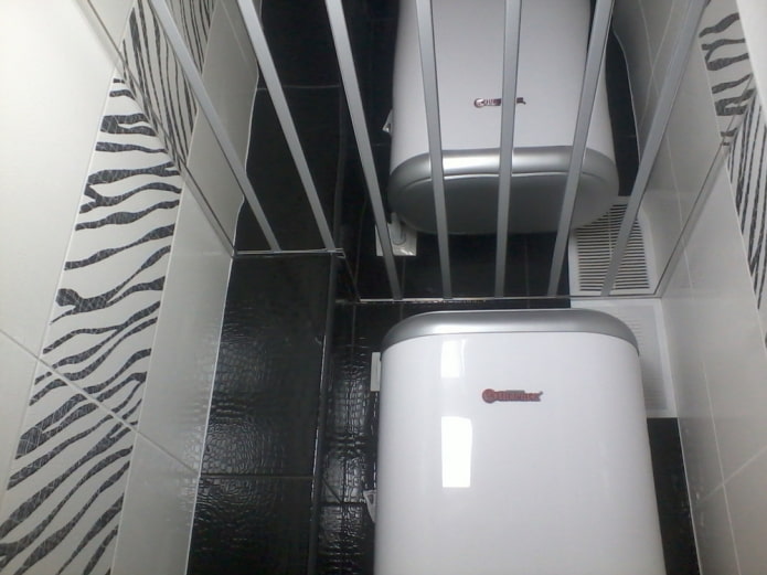 slatted suspended structure in the bathroom