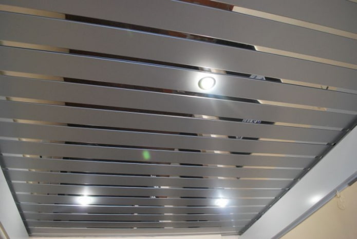 metal slatted suspended structure