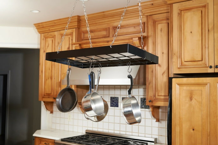 hanging rail for the kitchen