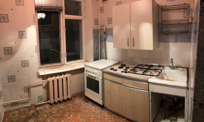 Kitchen before