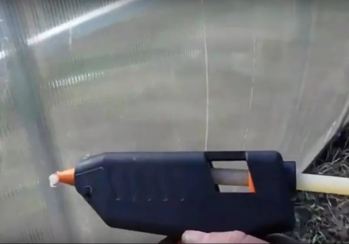 sealing a hole in polycarbonate with a glue gun