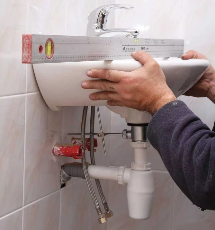 Installing the sink