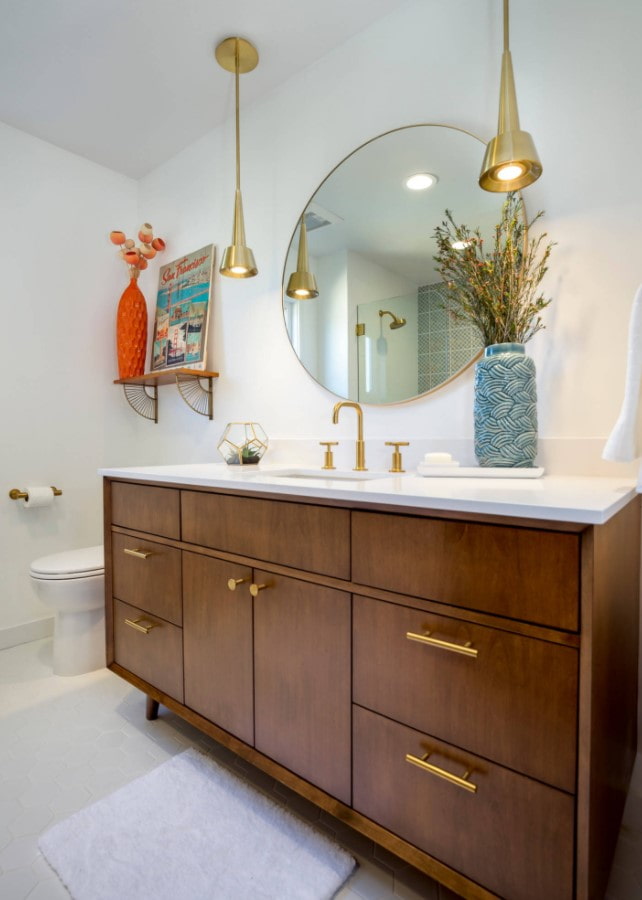 retro style bathroom