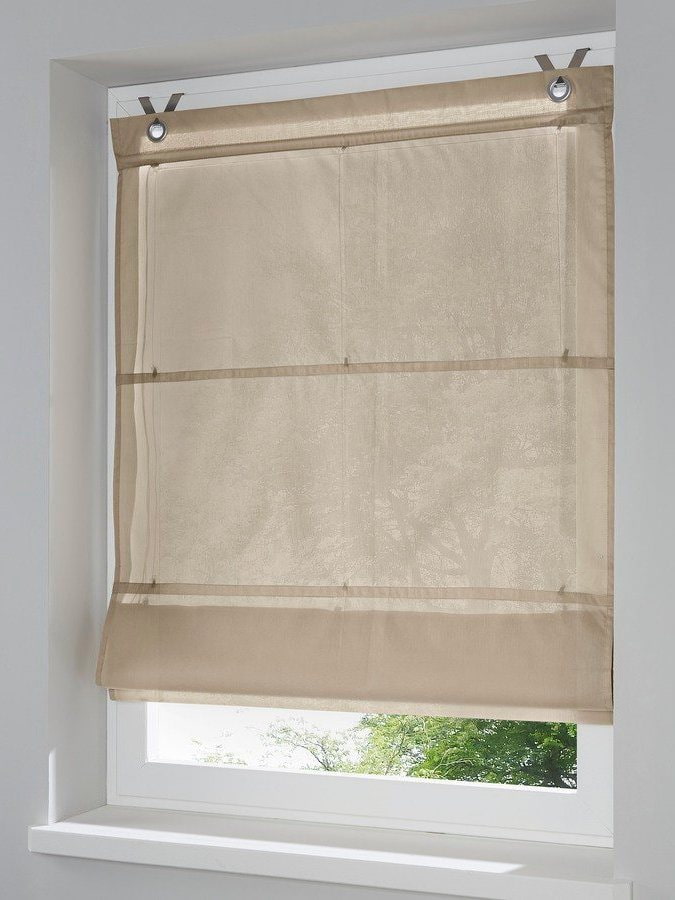 Roman curtain with fastening on belts